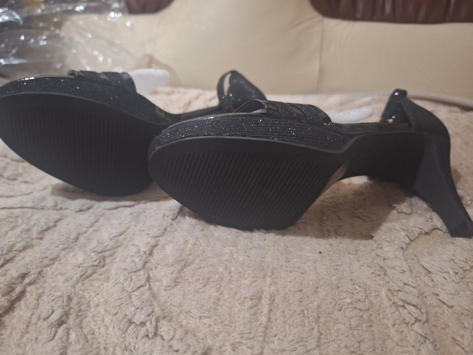 Sandale elegante
