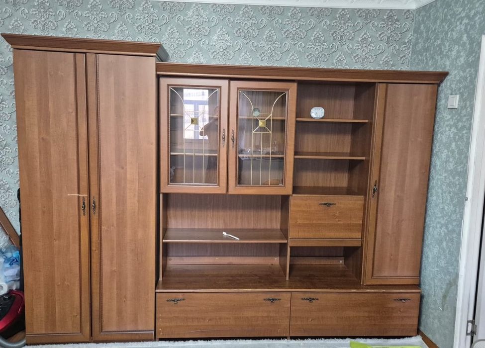 Мебель гарнитур продам
