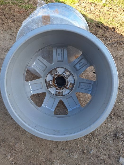 Оригинални джанти за пасат 5.5