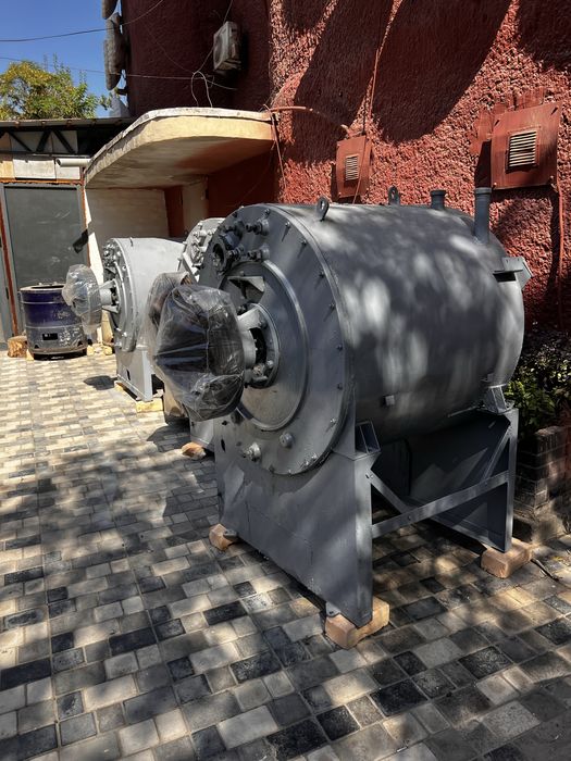 Продается стиральная 50 кг и центрифуга 25 кг