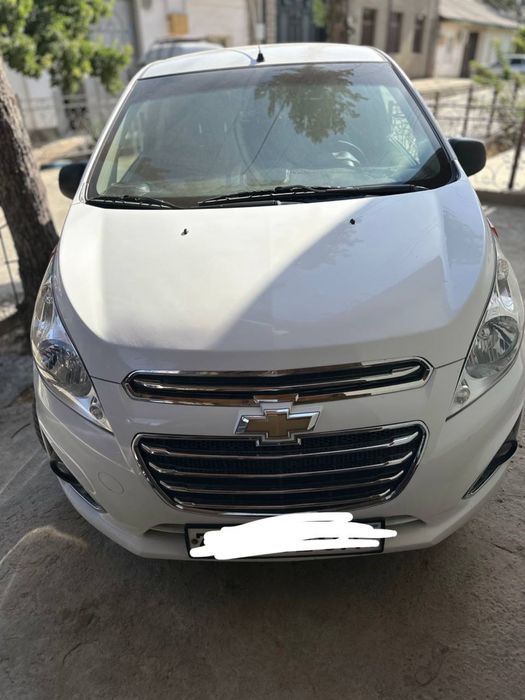 Спарк срочни сотилади