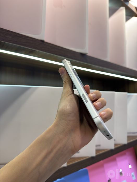 iphone 17 pro max naxtka va nasiya savdoga