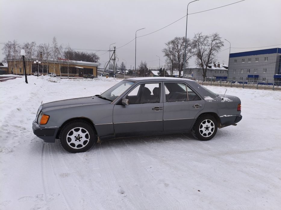 Продам Мерседес 124