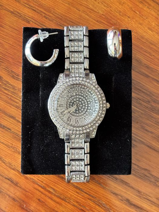 Комплект дамски/часовник