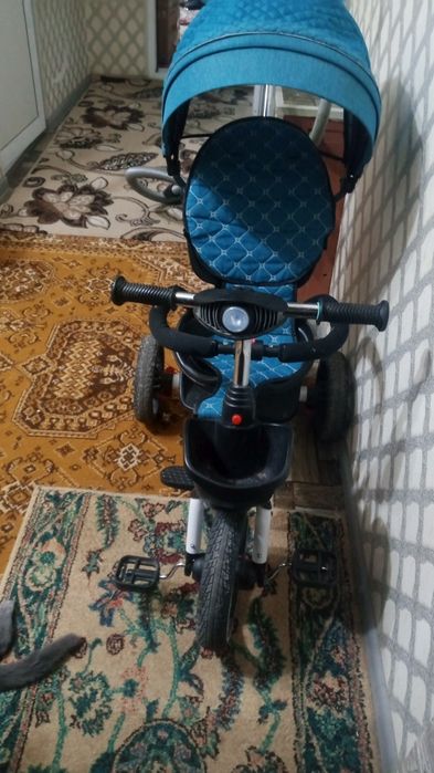 Продам детскую велоколяску