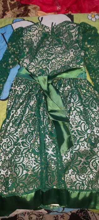 Платья на девочку.