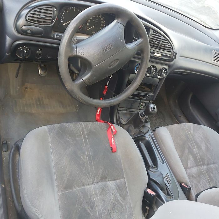 Форд Мондео 1.8 TDI   1998 г.
