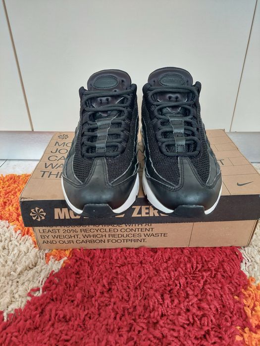 Vând Nike Air Max 95