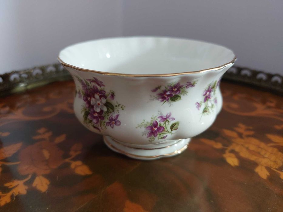 Zaharnita Royal Albert Anglia Sweet Violets