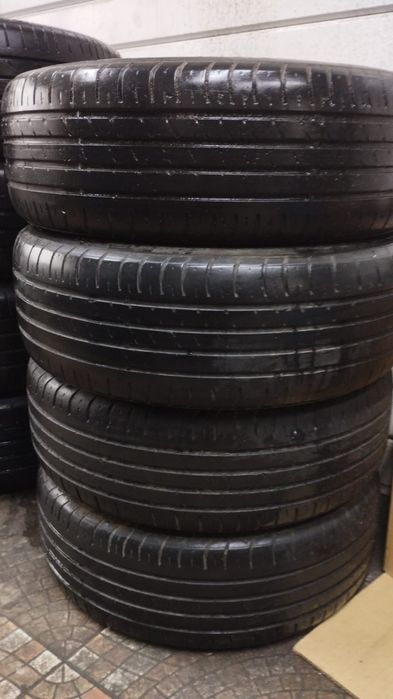 Продам комплект шин размер 215/60/16