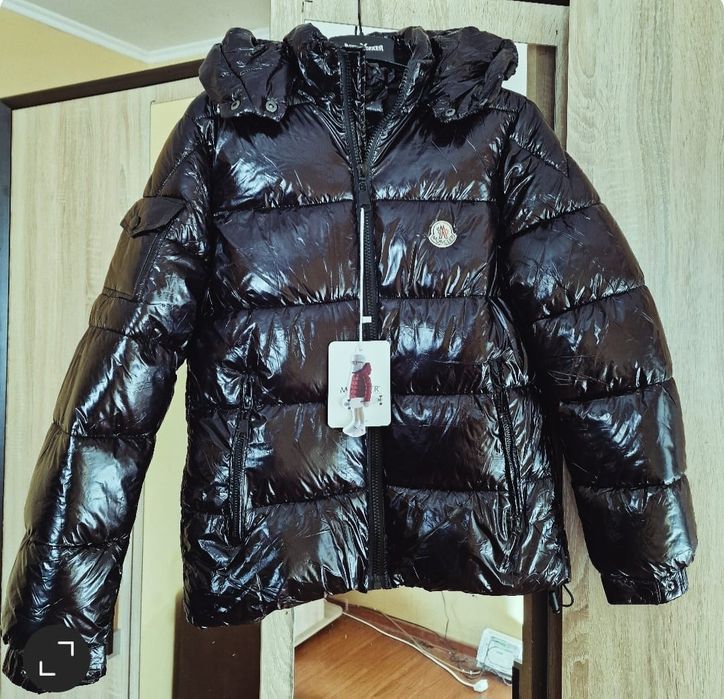Geaca Barbat moncler.