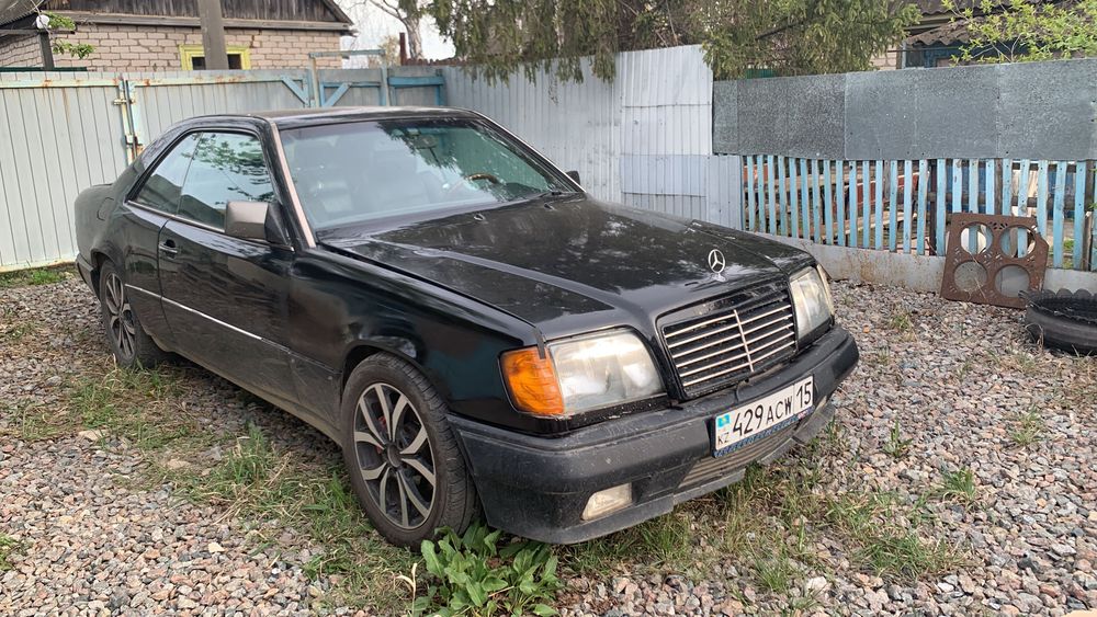 Mersedes-Bens E300