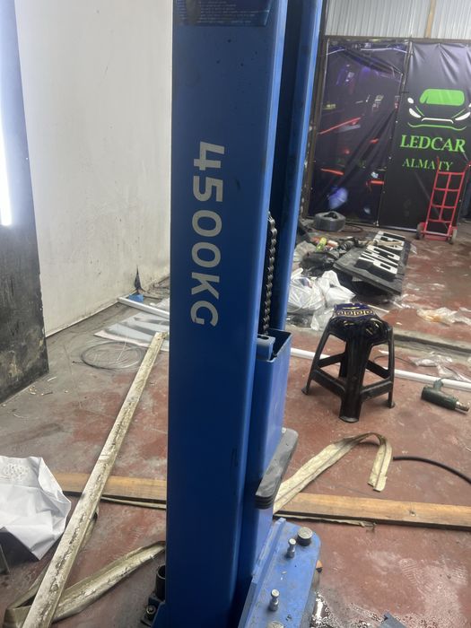 Продается срочно подъемник