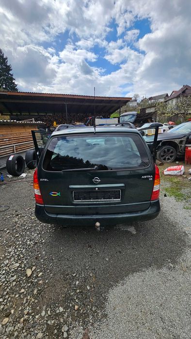 Opel Astra 1.6 benzină