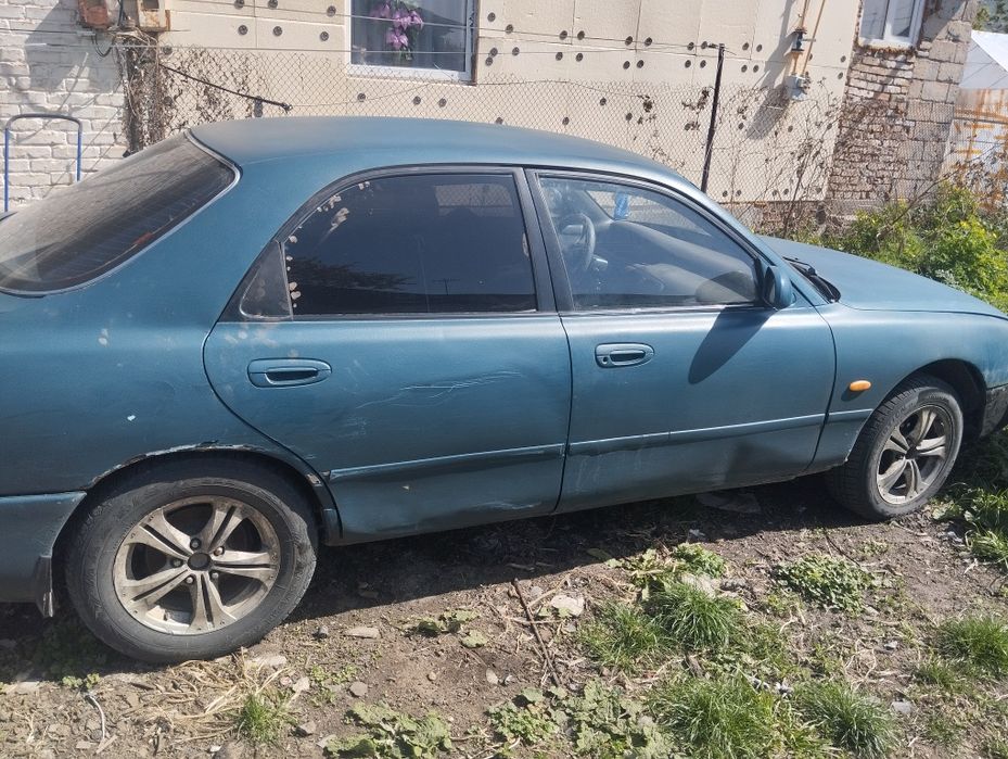 Продам  Мазду кронус