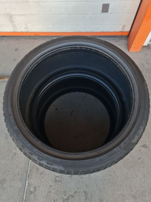 Всесезонни гуми 2 броя MAXXIS Premitra AllSeason AP3 255 35 R19 дот 3923