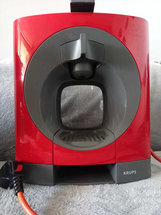 Кафемашини: PHILIPS SENSEO и Krups KP1105 Dolce Gusto със забележка