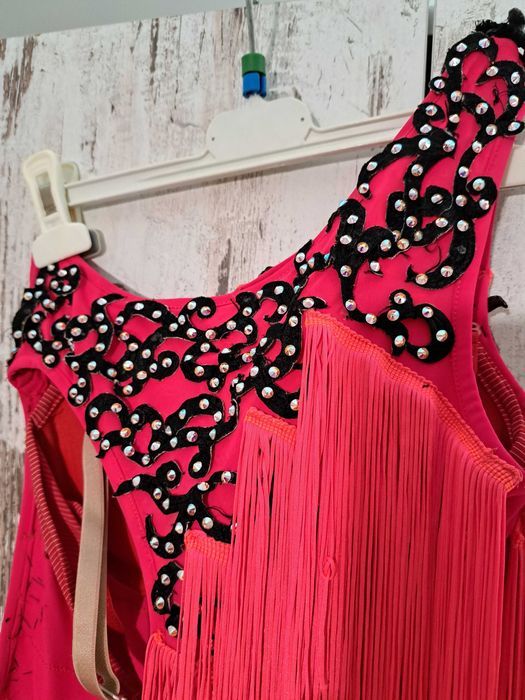 Рокля за латино танци