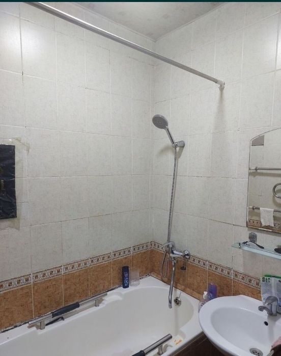 Сдается в аренду 2 комнатная на Карасу 4. 400 у.е.