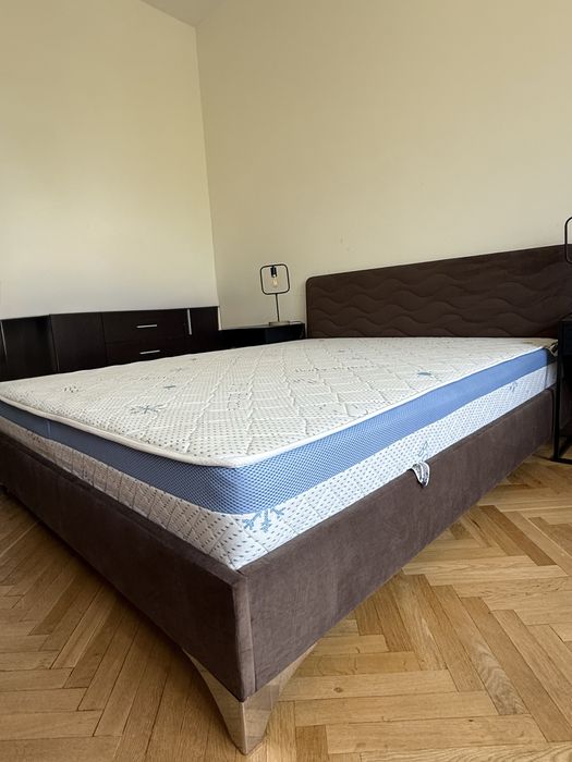 Комплект Спалня с нощни шкафчета