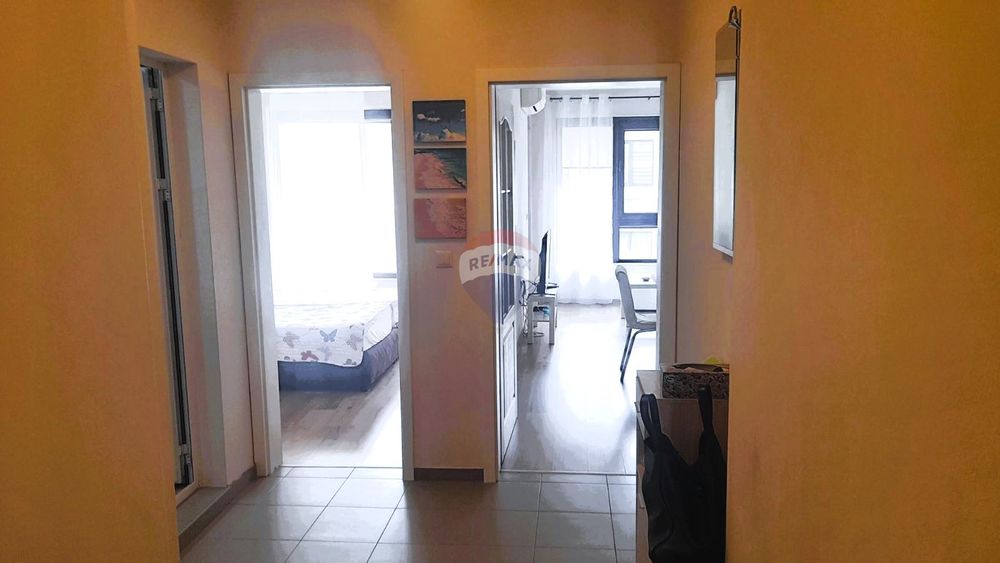 Дава се под наем Двустаен апартамент в Варна, Левски - 70 кв.м за 528.36 € - Снимка #3