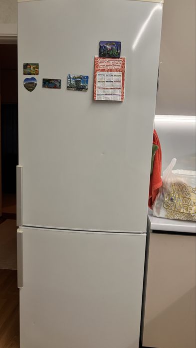 Холодильник сатылады.