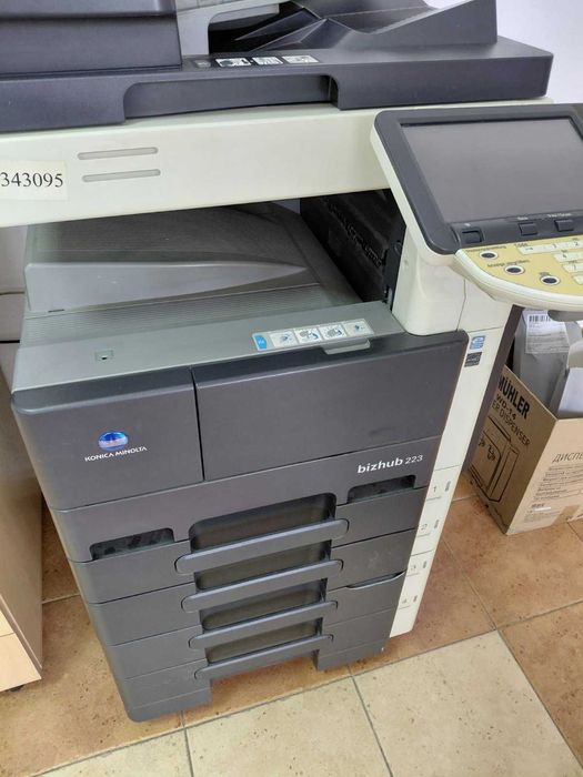 Принтер Konica Minolta Bizhub 223, тип лазерен принтер. Подходящ за офисна употреба.