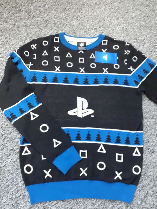 нов мъжки пуловер PlayStation размер М