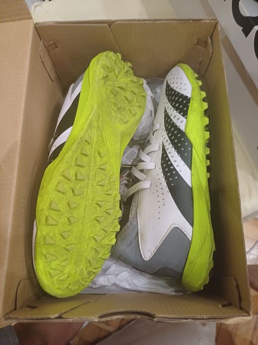 Стоношки за футбол на Адидас