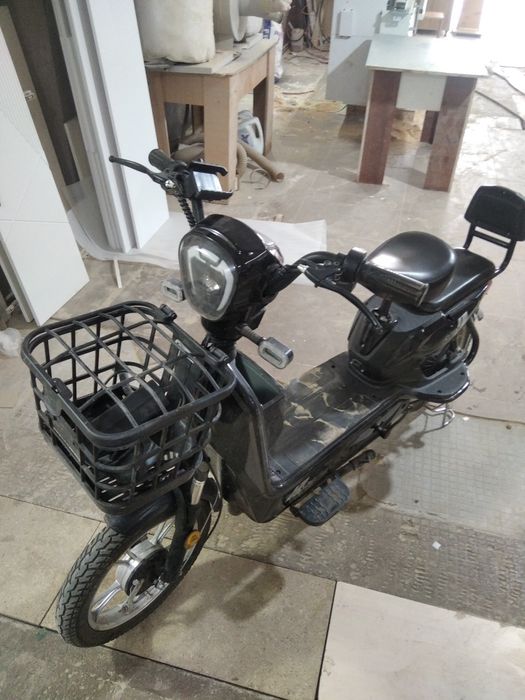 Электроскутер продам, состояние отличное