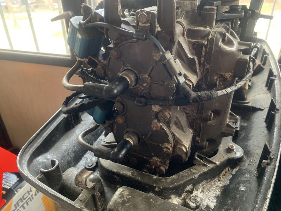 Johnson 40hp двигател