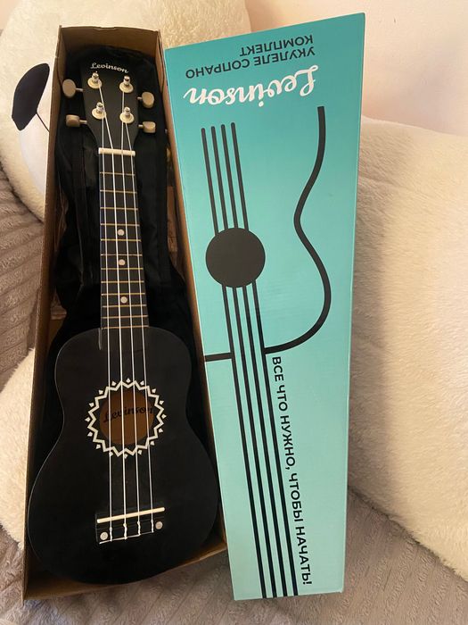 Укулеле сопрано Levinson US-10 BK PACK