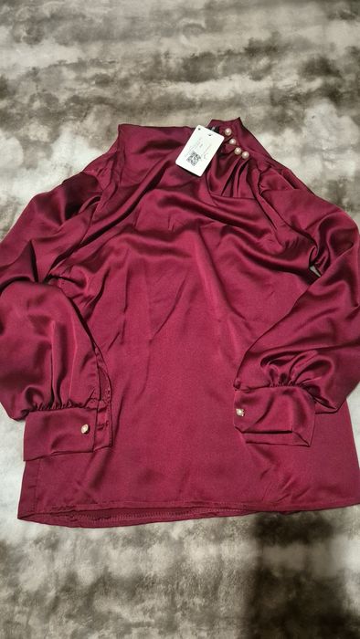 Нова блуза с етикет от сайта Напудрени.