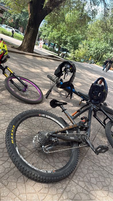 Продам Commencal Clash