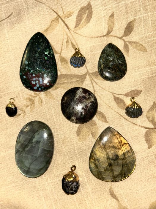 Камни Натуральные Лабрадориты