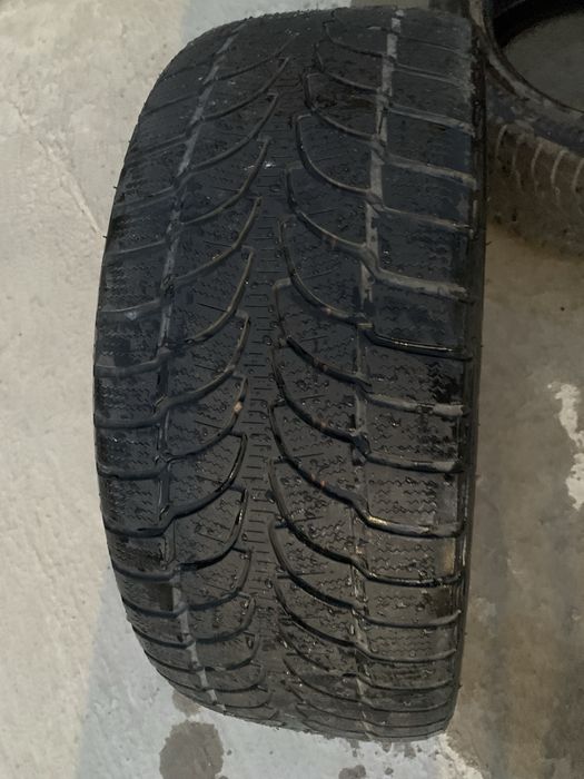 Cauciucuri Bridgestone Iarna