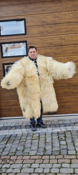 Cojoc, suman, bundă, bitușă, cu mănecă tradiții !