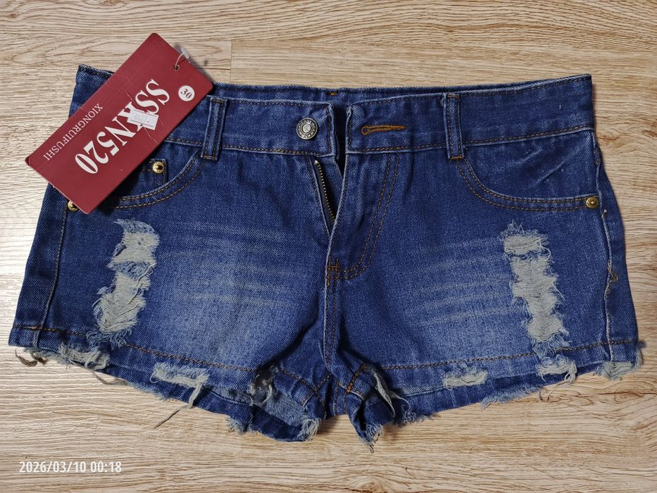 Шорты  размер 26