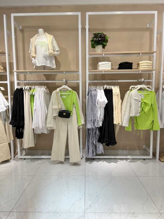 Рейлы,Стеллажи, ресепшены и тд. Торговое оборудование под заказ