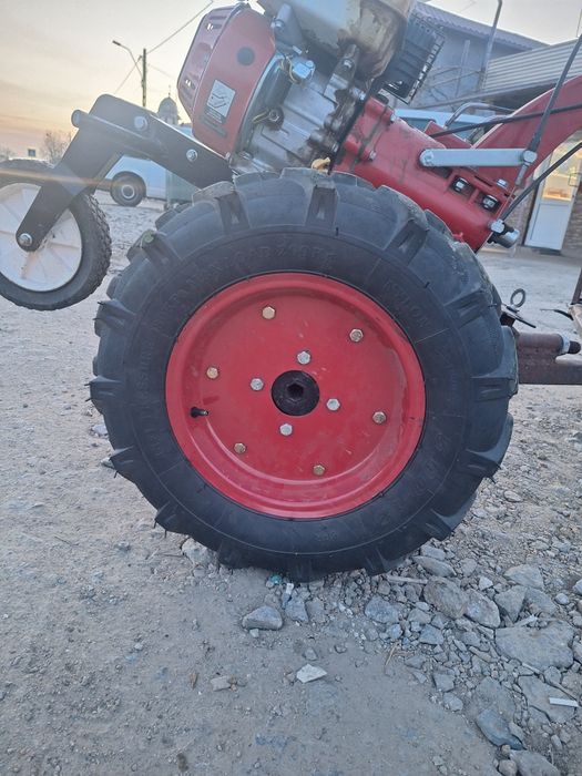 Vând roti motocultor