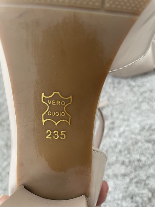 Туфли женские