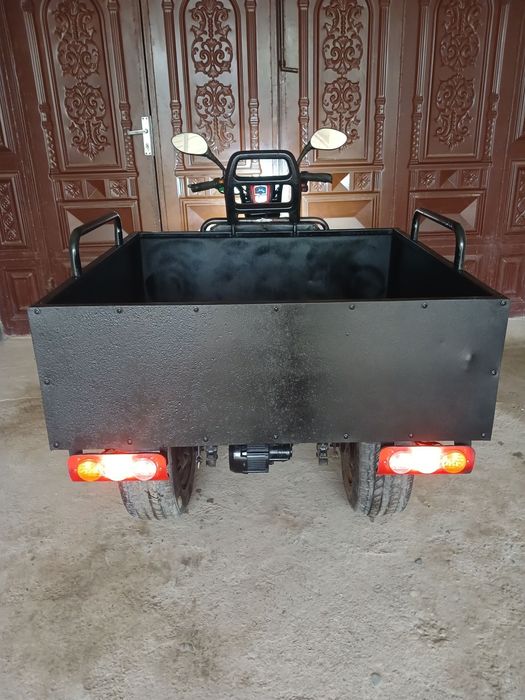 Sotiladi katta mator qoyilgan