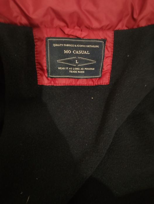 Vând geaca mărimea L se potrivește și la un xl