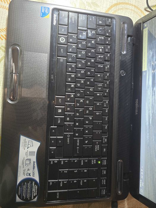 Ноутбук Toshiba Satellite L655