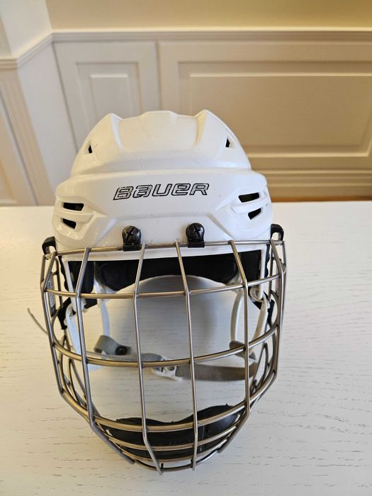 Хоккейный шлем Bauer