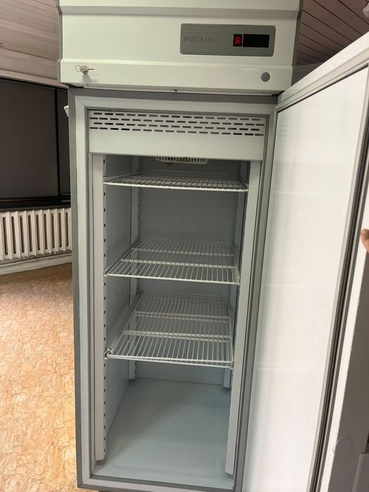 Морозильник продам