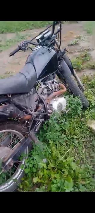 Продам мотоцикл 250 кубов