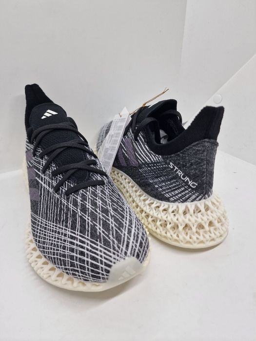 Adidas 4DFWD X Strung nr. 39 1/3,40,40 2/3