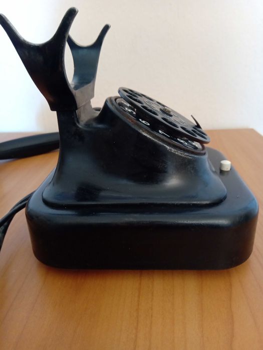 Ретро телефон SIEMENS & HALSKE работещ