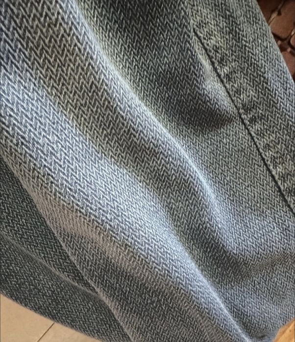 Продаются мужские джинсы